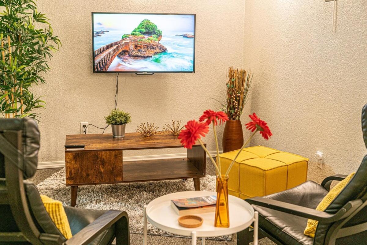 Fun Fremont 2br - Walk To Food And Shops! *